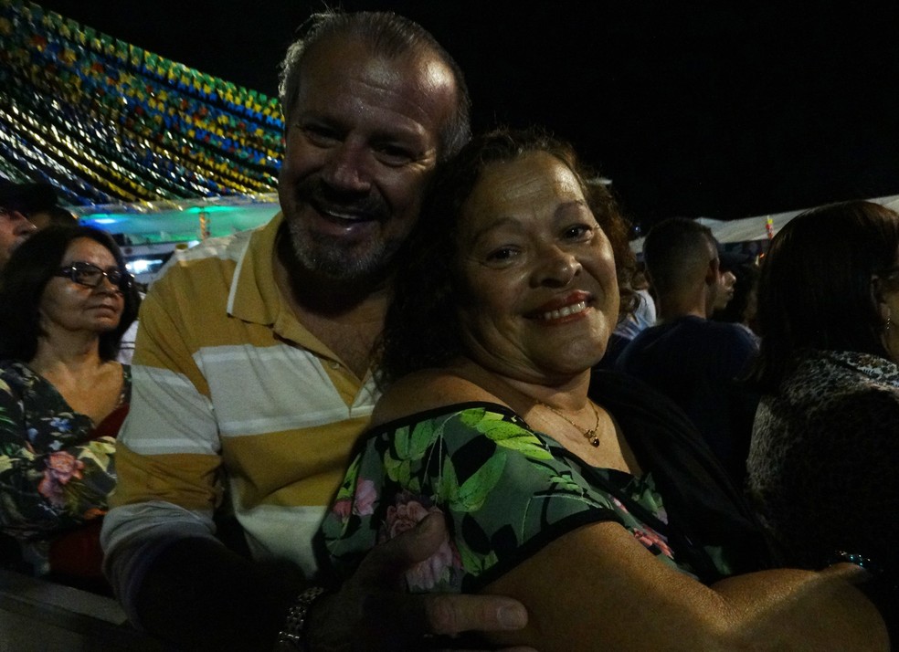 Casal quer ir todas as noites de junho (Foto: Lafaete Vaz/G1)