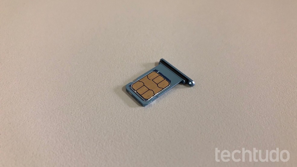 O PIN é um código que acompanha o chip do celular — Foto: Helito Beggiora/TechTudo