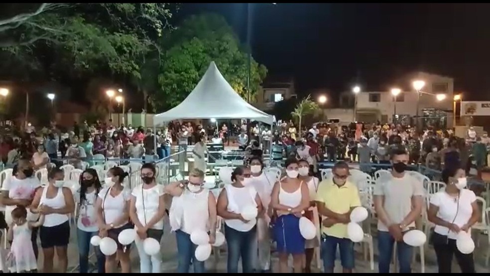 Amigos fazem homenagem e pedem justiça pela morte de pediatra dentro de clínica  — Foto: Arquivo Pessoal