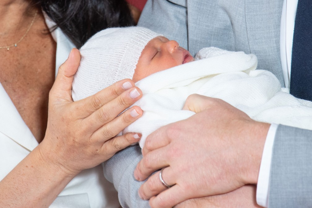 Filho de Harry e Meghan nasceu na segunda-feira (8)  â Foto: Dominic Lipinski / AFP