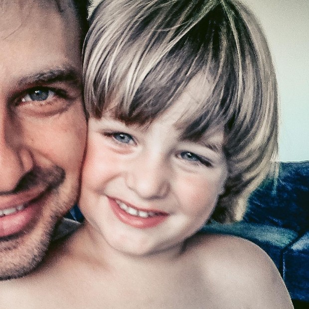 Cássio Reis com o filho Noah (Foto: Reprodução/Instagram)