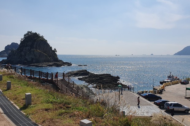 Vista do Oryukdo Skywalk, em Busan (Foto: Giulia Bressani)