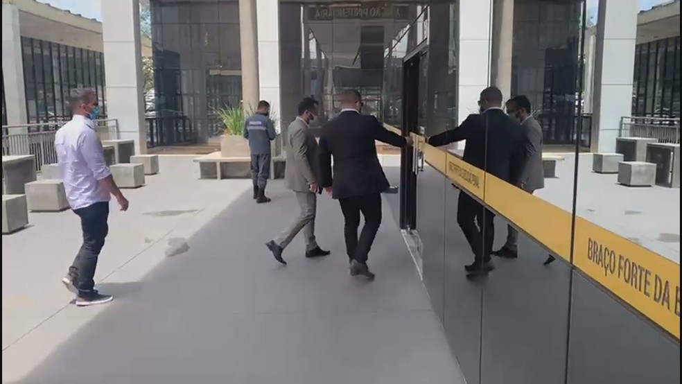 Controladoria-Geral do DF faz inspeção na Seape — Foto: TV Globo/Reprodução