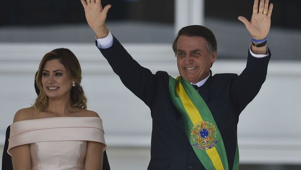 Michele e Jair Bolsonaro durante cerimônia de posse, em Brasília (Foto: Marcelo Camargo/Agência Brasil)