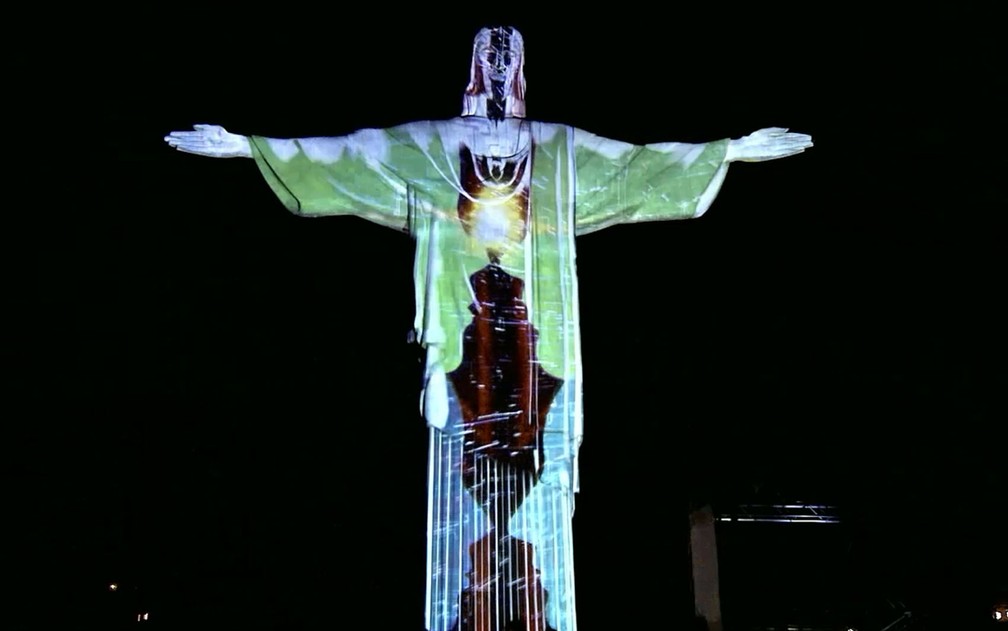 O Cristo Redentor entrará no clima da festa da virada na noite de réveillon — Foto: Reprodução / Projeta Rio