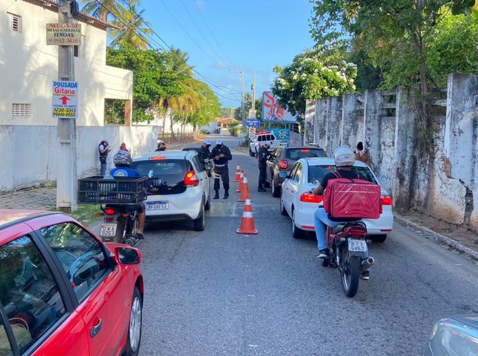 Serão montadas barreiras em todos os turnos dos dois dias que antecedem a virada de ano — Foto: Divulgação