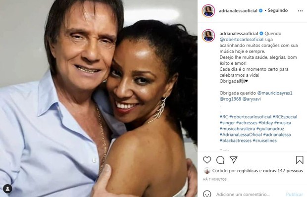 Adriana Lessa homenageia Roberto Carlos (Foto: Reprodução / Instagram)