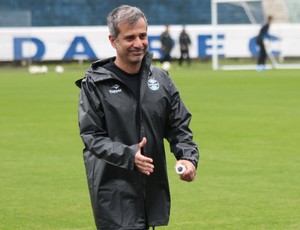 Anunciado na Seleção, Mahseredjian ganha aplausos em treino do Grêmio