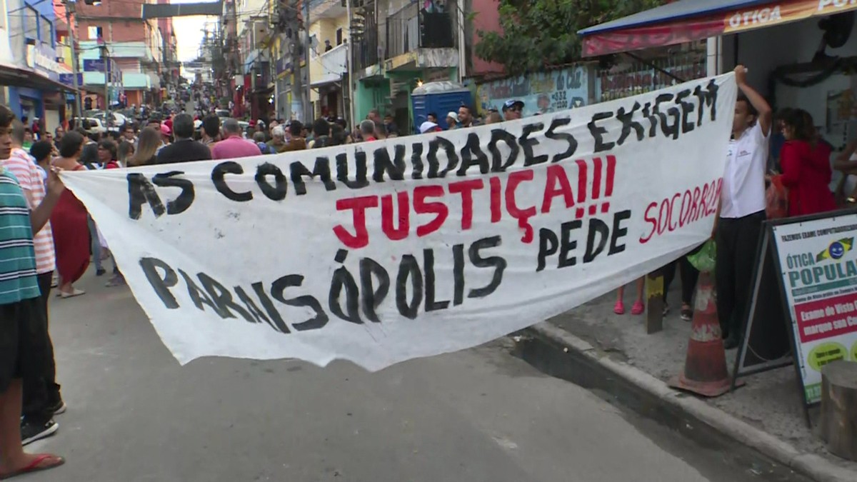 Moradores fazem protestos após morte de 9 pessoas em ação da PM em baile funk de Paraisópolis
