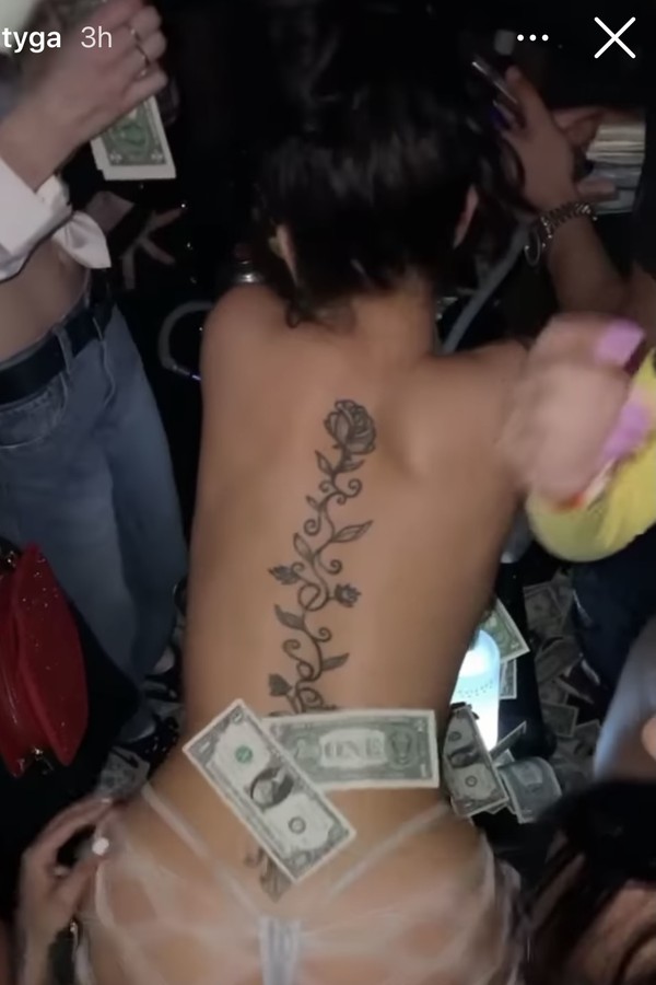 Anitta e Tyga estavam em clube de stripper (Foto: Reprodução/Instagram)