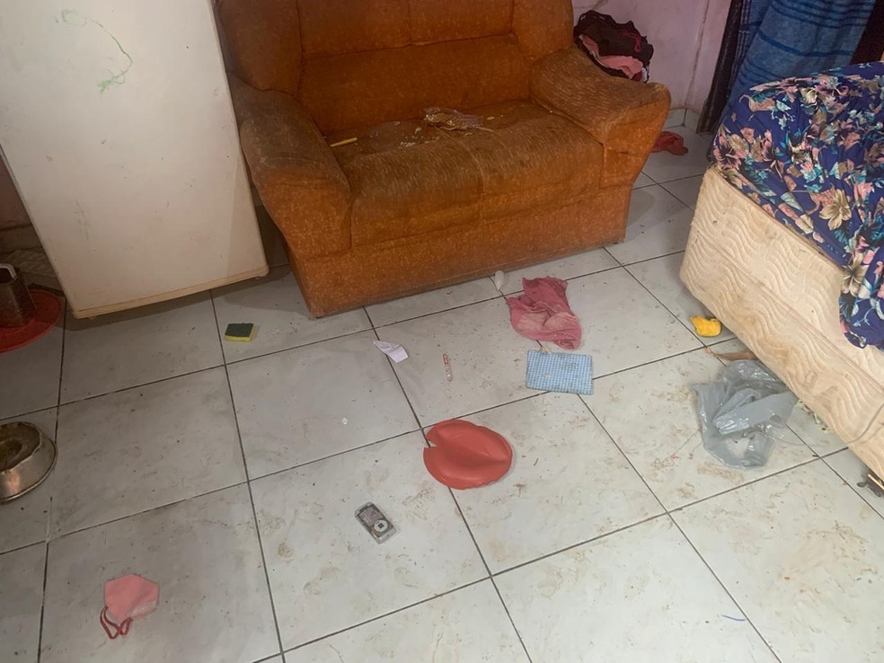 Local estava com muita sujeira — Foto: Polícia Civil - MT/ Assessoria