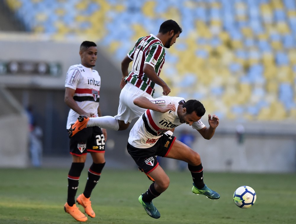 Vacilo não pode esconder os pontos positivos do São Paulo