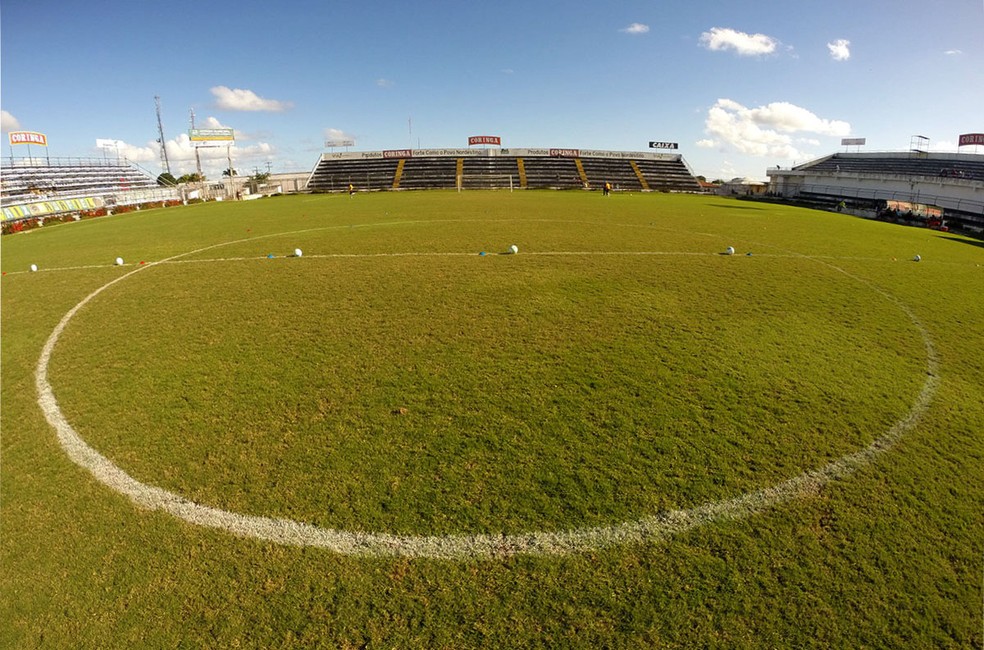 Estádio de Arapiraca é usado como centro de treinamento pelo ASA — Foto: Ailton Cruz/ Gazeta de Alagoas