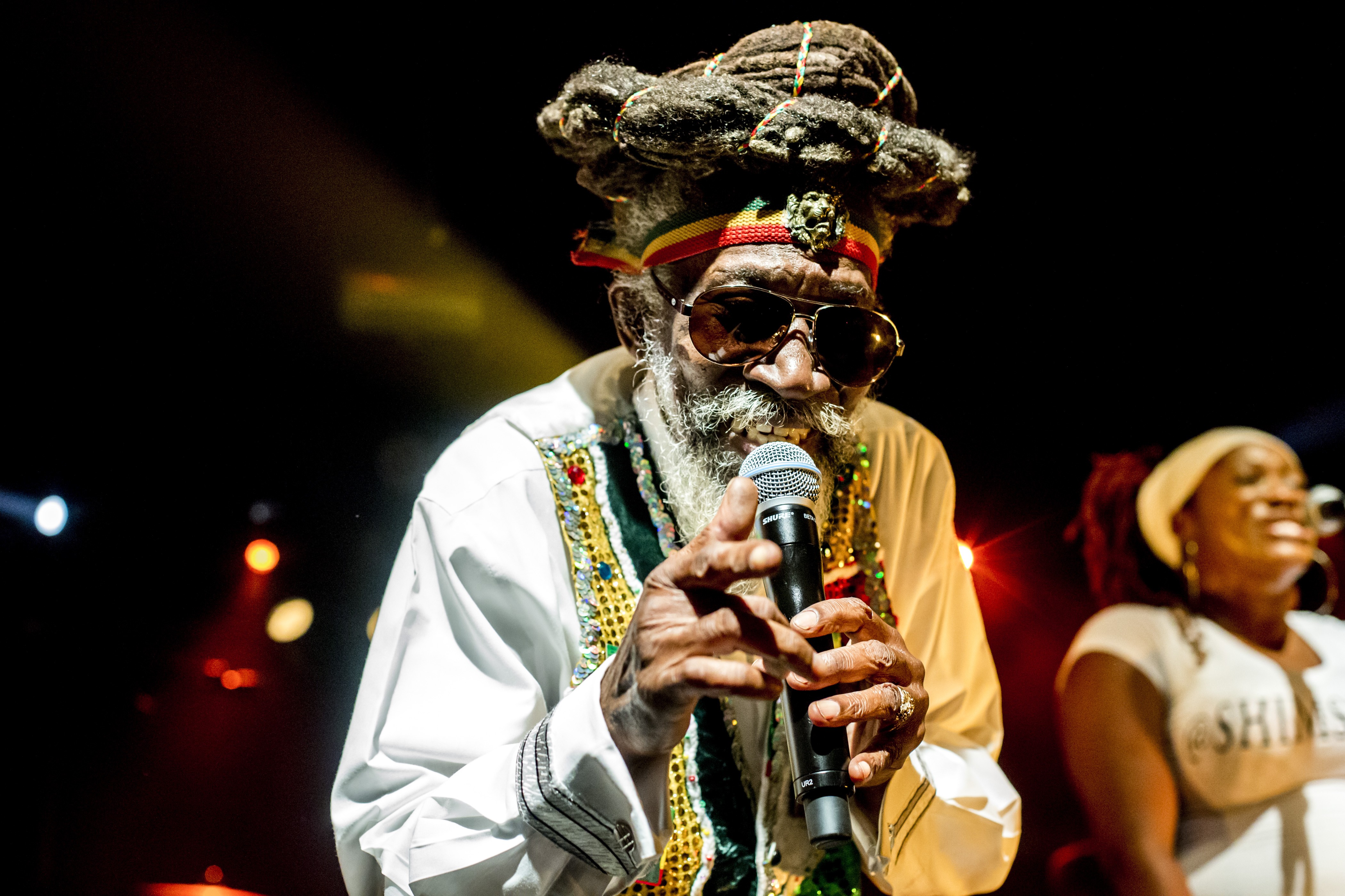 May, 8th, 2016: the famous reggae singer, Bunny Wailer, the last standing member of the Bob Marley group, The Wailers,  on stage in Paris the 20 july 2014. At 69 he was admitted to south Florida hospital after missing a concert on Friday at Fort Lauderdal (Foto: NurPhoto via Getty Images)