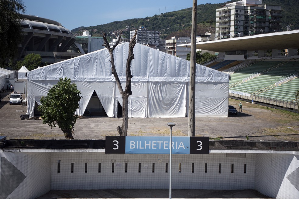 Maracanã virou hospital de campanha durante pandemia do coronavírus — Foto: Delmiro Júnior / Agência Estado