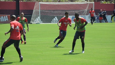 Ederson, Flamengo, treino, Ninho do Urubu (Foto: Gustavo Rotstein/GloboEsporte.com)
