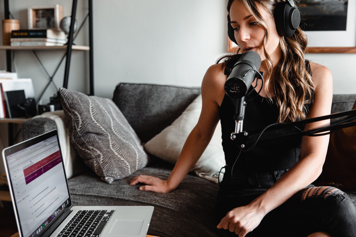 Como fazer um podcast com vídeo no Spotify usando a Anchor
