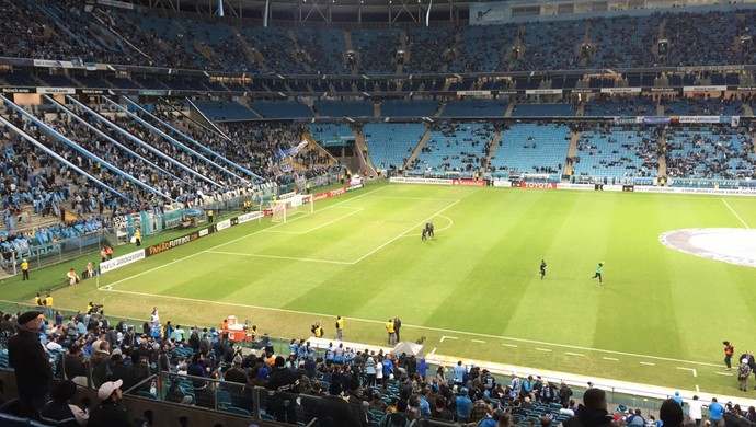 Grêmio faz promoção e abre venda de ingressos para jogo com o Vitória