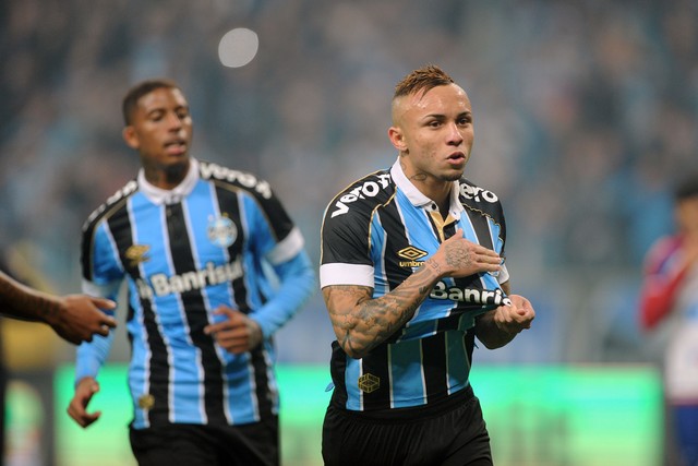 Grêmio nega proposta de R200 milhões por Everton