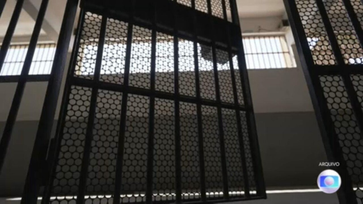 STF derruba prisão especial para quem tem curso superior 