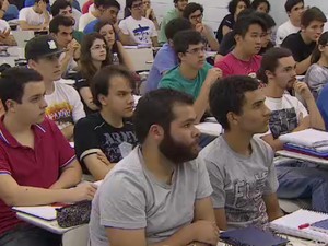 Estudantes se preparam para vestibular do ITA em São José dos Campos (Foto: Reprodução/ TV Vanguarda)
