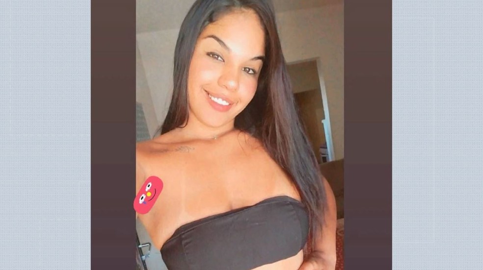 Bárbara Carolina Cantídio, de 17 anos, foi baleada e morreu em Barretos, SP — Foto: Reprodução/Facebook