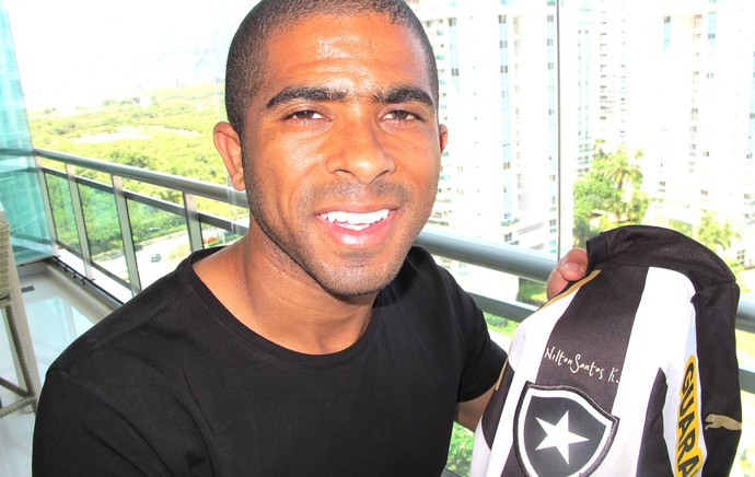 Junior Cesar, Botafogo (Foto: Gustavo Rotstein) Junior Cesar, Botafogo (Foto: Gustavo Rotstein)