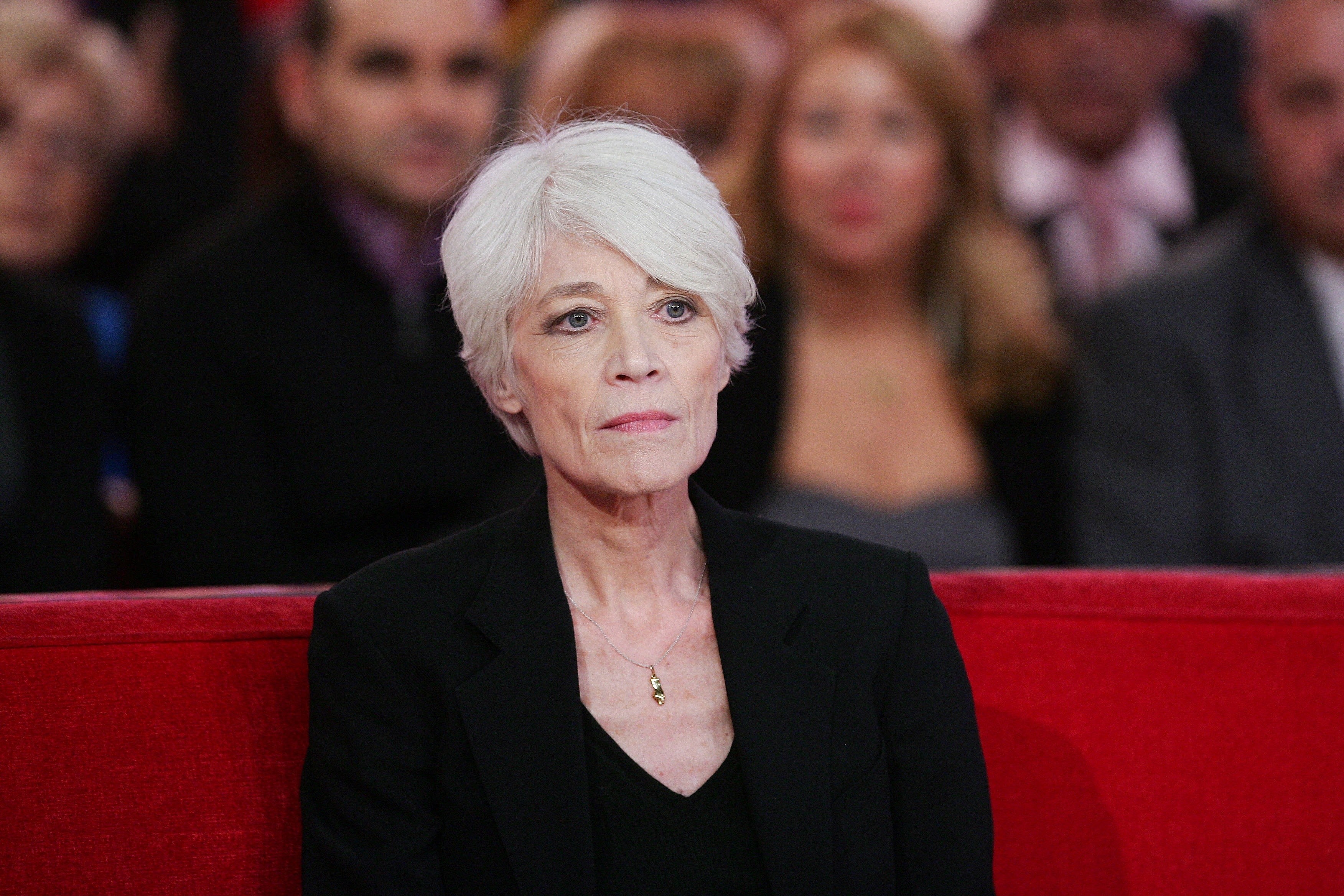 PARIS, FRANCE - OCTOBER 30: French singer Francoise Hardy attends 'Vivement Dimanche' TV show on October 30, 2012 in Paris, France. (Photo by Serge BENHAMOU/Gamma-Rapho via Getty Images) (Foto: Gamma-Rapho via Getty Images)