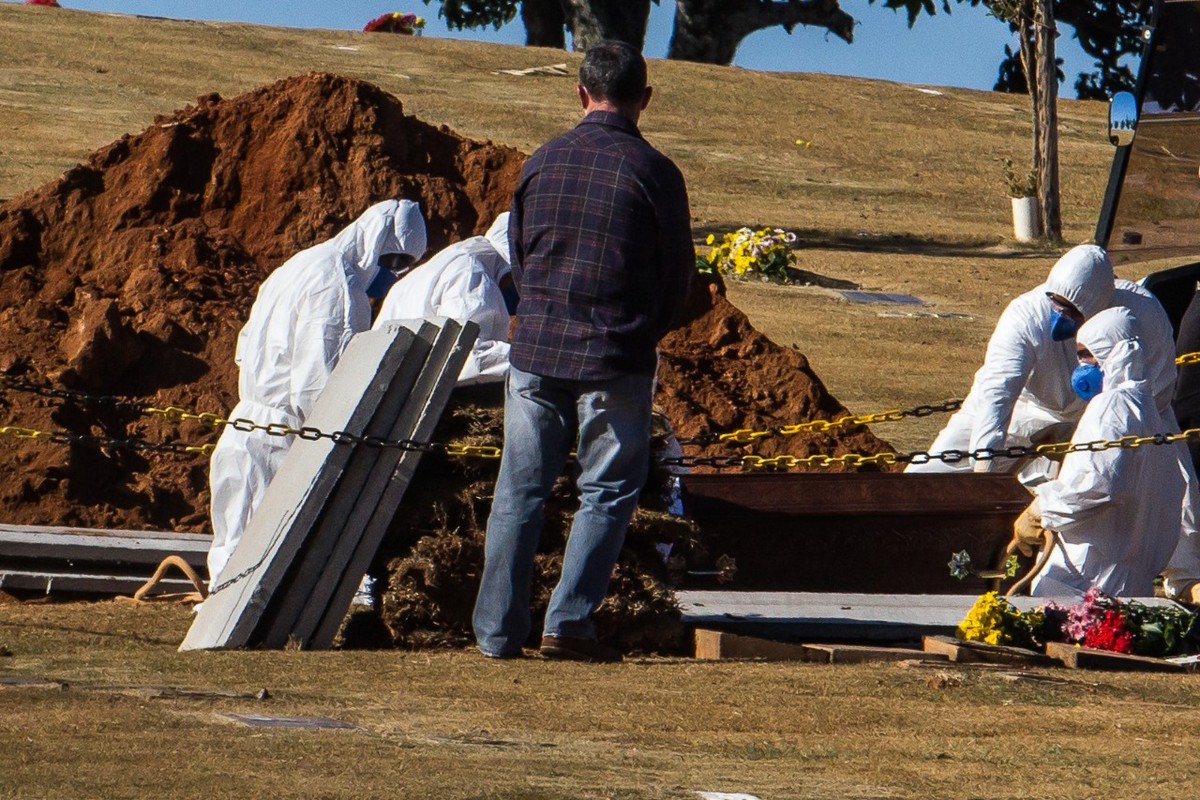 Entenda o que é 'excesso de mortes' e como os 275 mil óbitos além do esperado explicam impacto da Covid