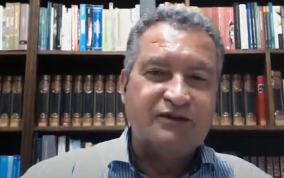 Rui Costa vence sentença contra pastor Valdomiro Santiago por danos morais e direito de imagem — Foto: Reprodução/Youtube