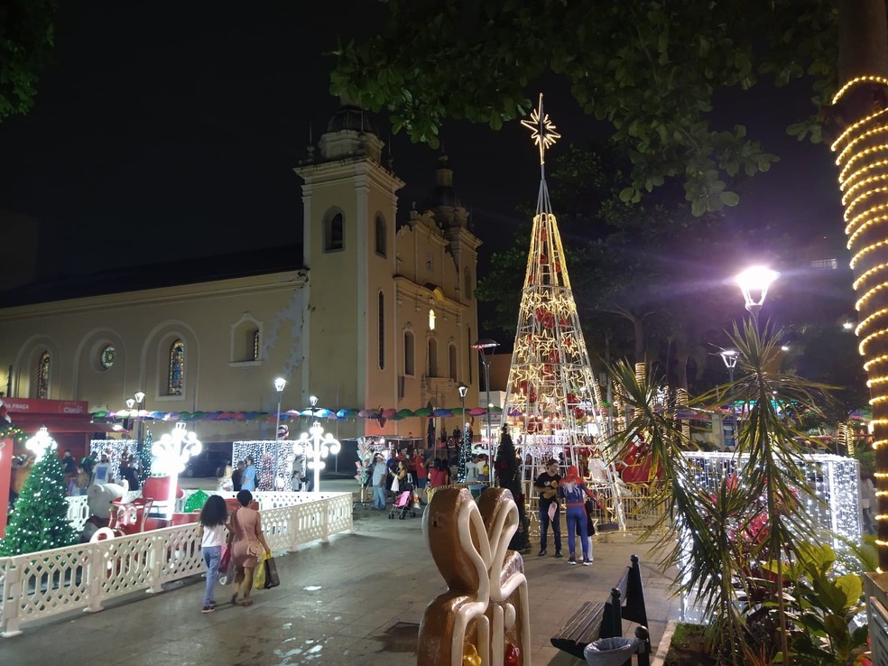 Após atrasos, decoração de R$ 604 mil é entregue na semana do Natal em  Taubaté | Vale do Paraíba e Região | G1