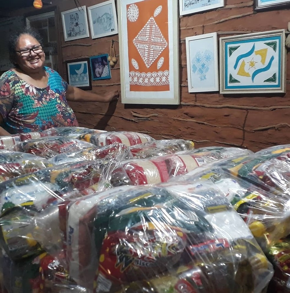 Movimentos sociais se unem para arrecadar cestas básicas e distribuir entre família em situação de vulnerabilidade social — Foto: Divulgação