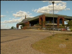 Decisão do Palácio Araguaia é que secretários diminuam despesa com pessaol (Foto: Reprodução/TV Anhanguera TO)