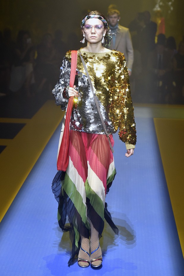 #SuzyMFW Gucci: From Ancient Rome to Elton John - Vogue | en