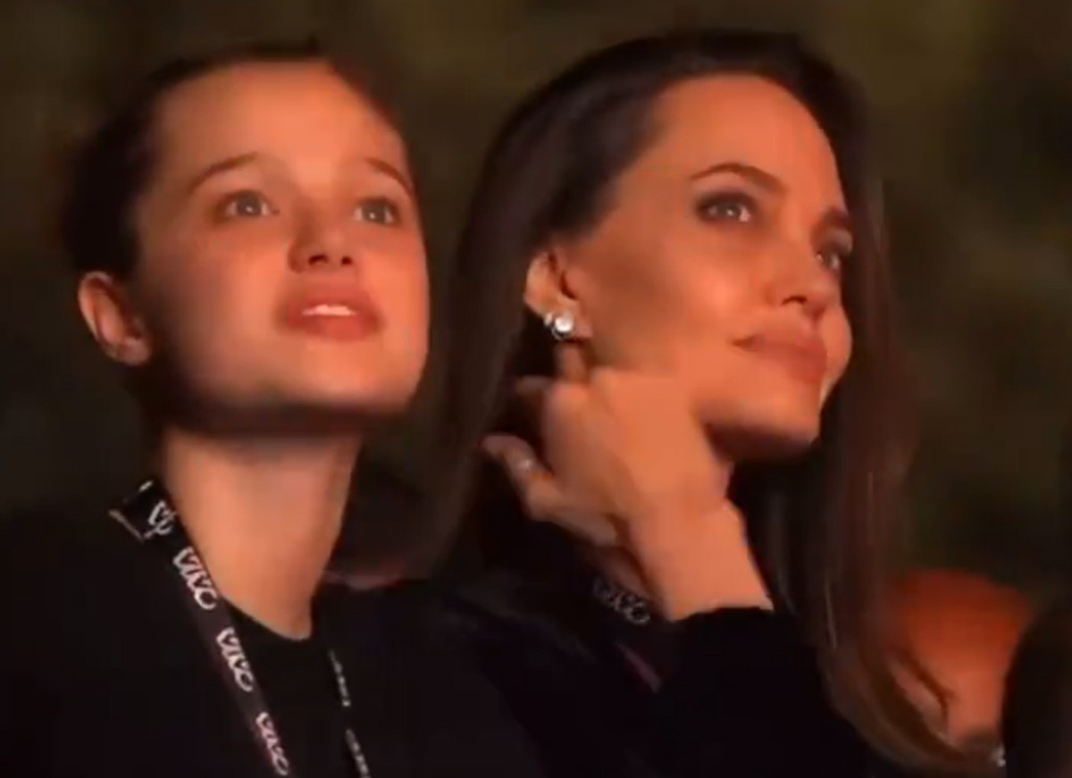 Angeline Jolie and Shiloh (Photo: Playback / Twitter Whoopsie)
