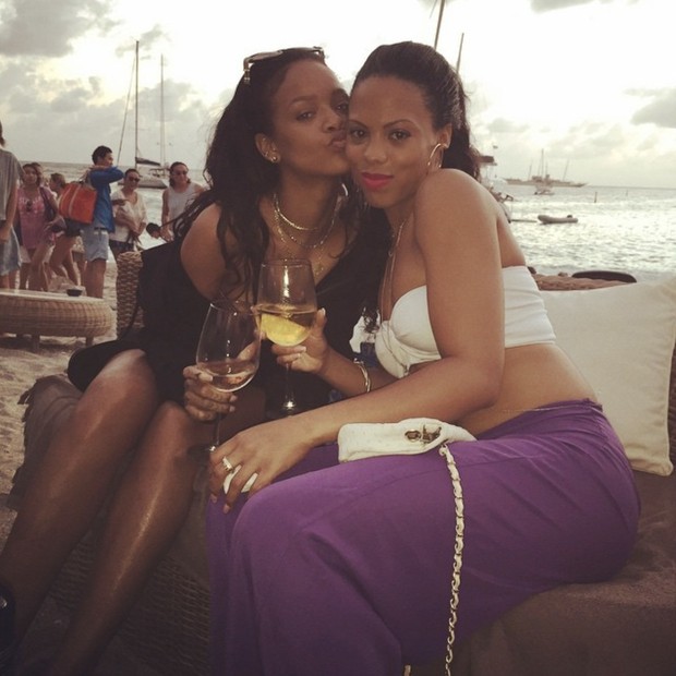 Sonita e Rihanna (Foto: Reprodução/Instagram)