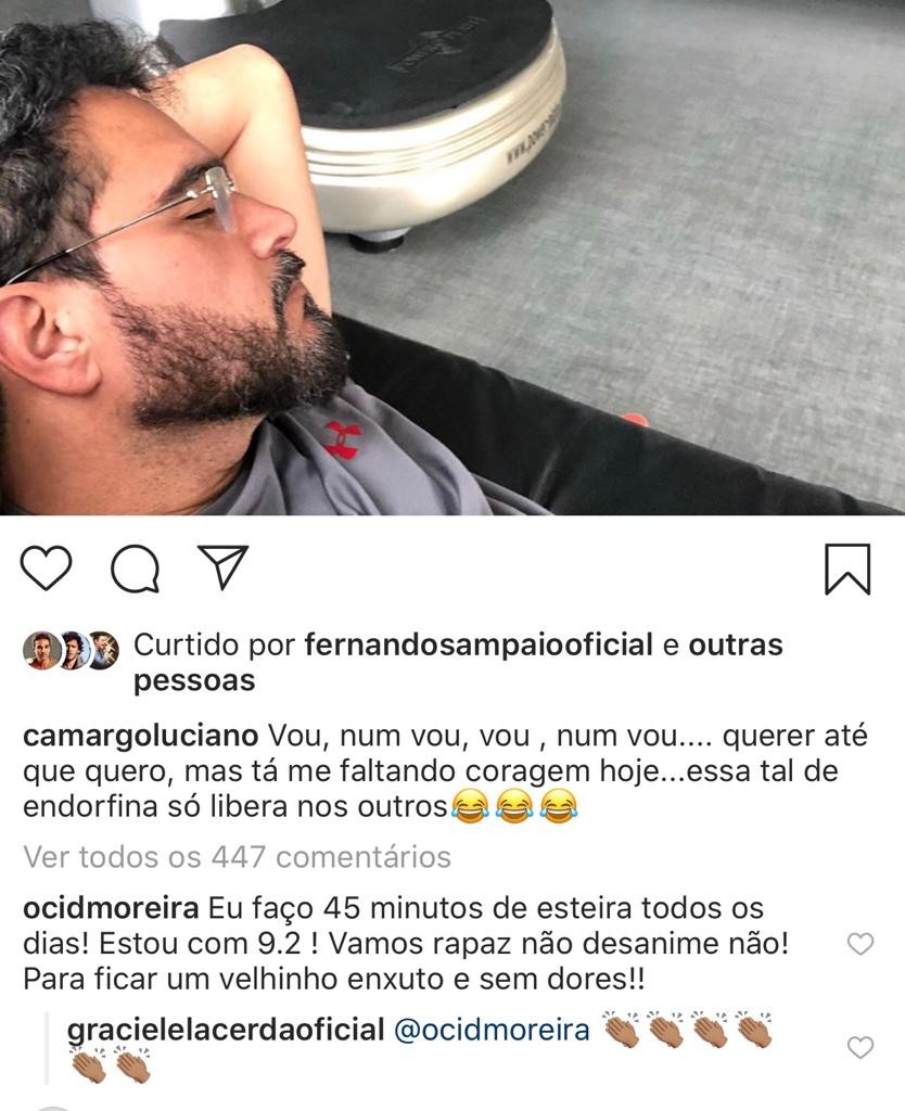 Cid Moreira dá "bronca" em Luciano (Foto: Reprodução/Instagram)