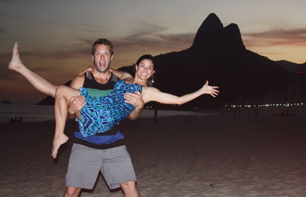 Thais Barreto e o namorado americano em viagem que eles fizeram ao Brasil em maio (Foto: Arquivo pessoal)