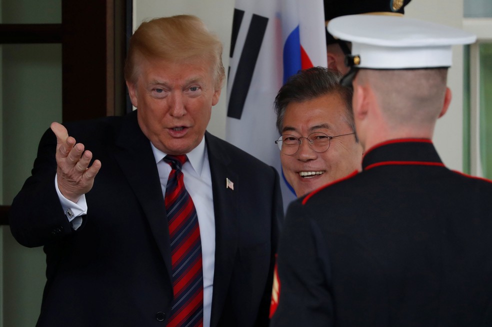 Presidente dos EUA, Donald Trump, recebeu o presidente da Coreia do Sul, Moon Jae-In, nesta tera-feira (22)  (Foto: Carlos Barria/ Reuters)