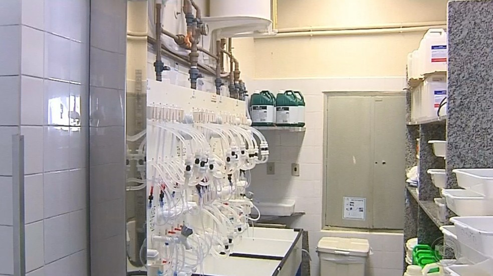 A unidade de hemodiálise do HC da Unesp de Botucatu atende uma média de 105 pacientes por dia — Foto: Reprodução/TV TEM