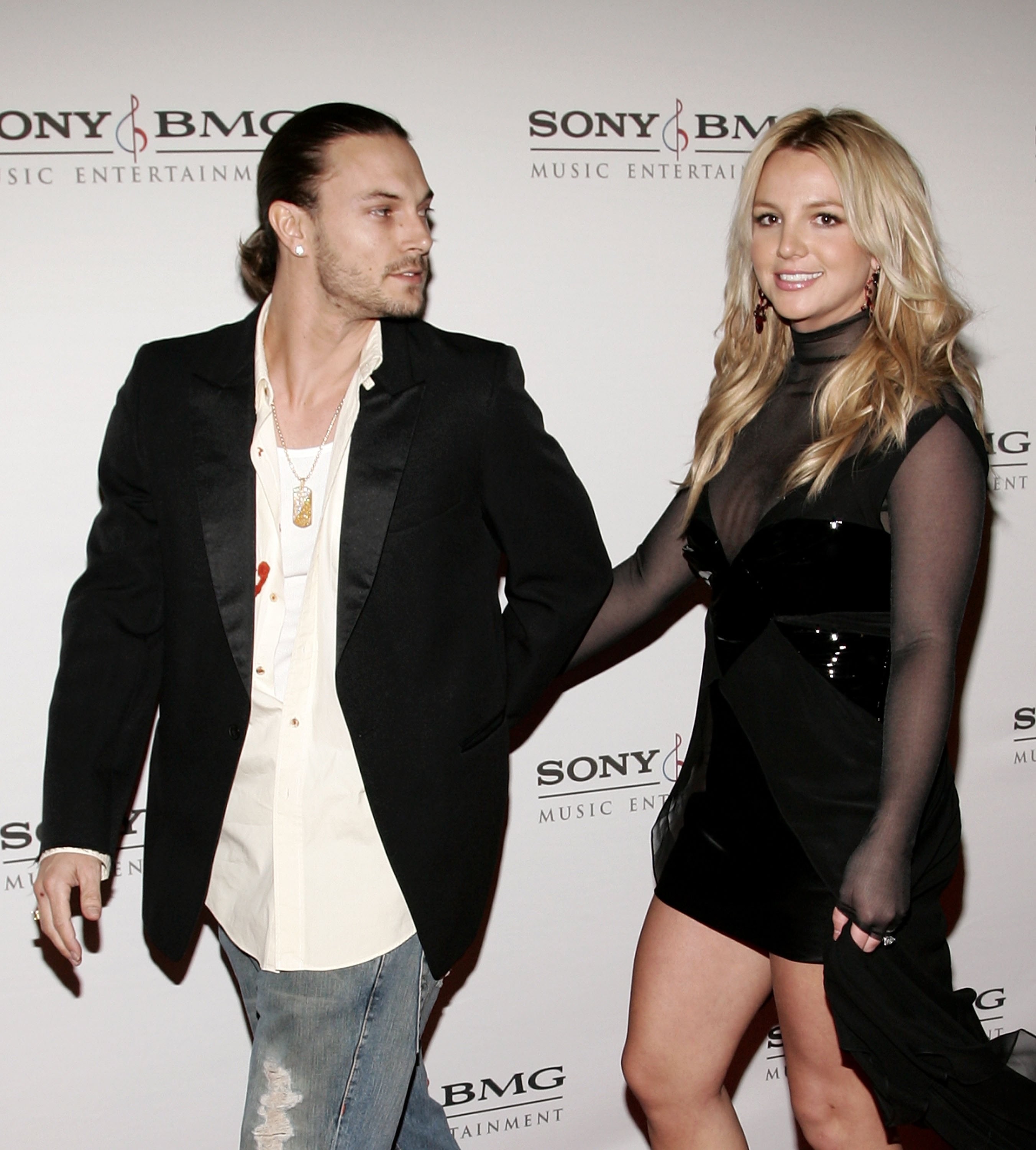 Não somente Kevin Federline descobriu que sua ex-mulher Britney Spears estava assinando os papéis via mensagem de texto, como o momento dessa descoberta foi gravado em vídeo para um reality show. (Foto: Getty Images)