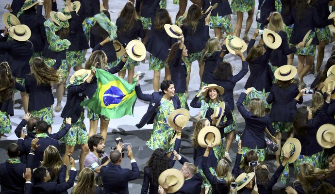 Cerimônia abertura, delegação Brasil, Olimpíada Rio de Janeiro (Foto: REUTERS/Lucy Nicholson)