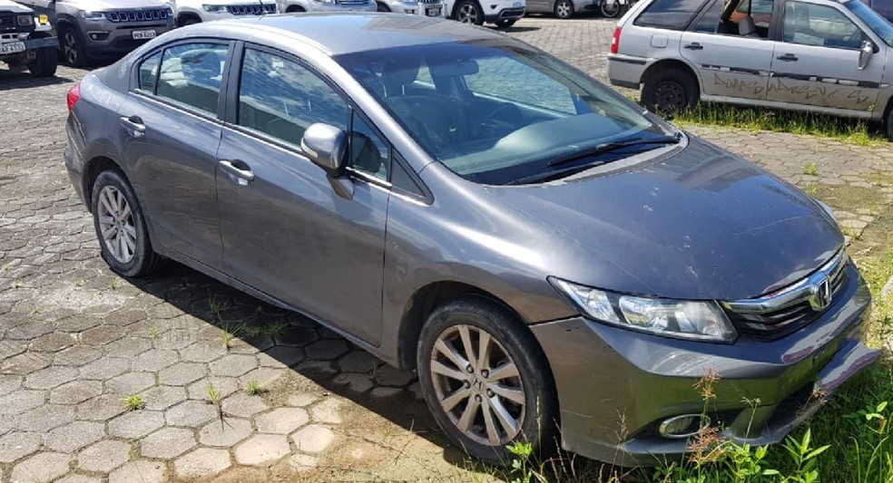 Carro foi apreendido pela Polícia Federal depois de determinação da Justiça Federal de Pernambuco — Foto: Polícia Federal/Divulgação