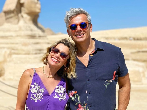 Flávia Alessandra e Otaviano Costa no Egito (Foto: Reprodução/Instagram)