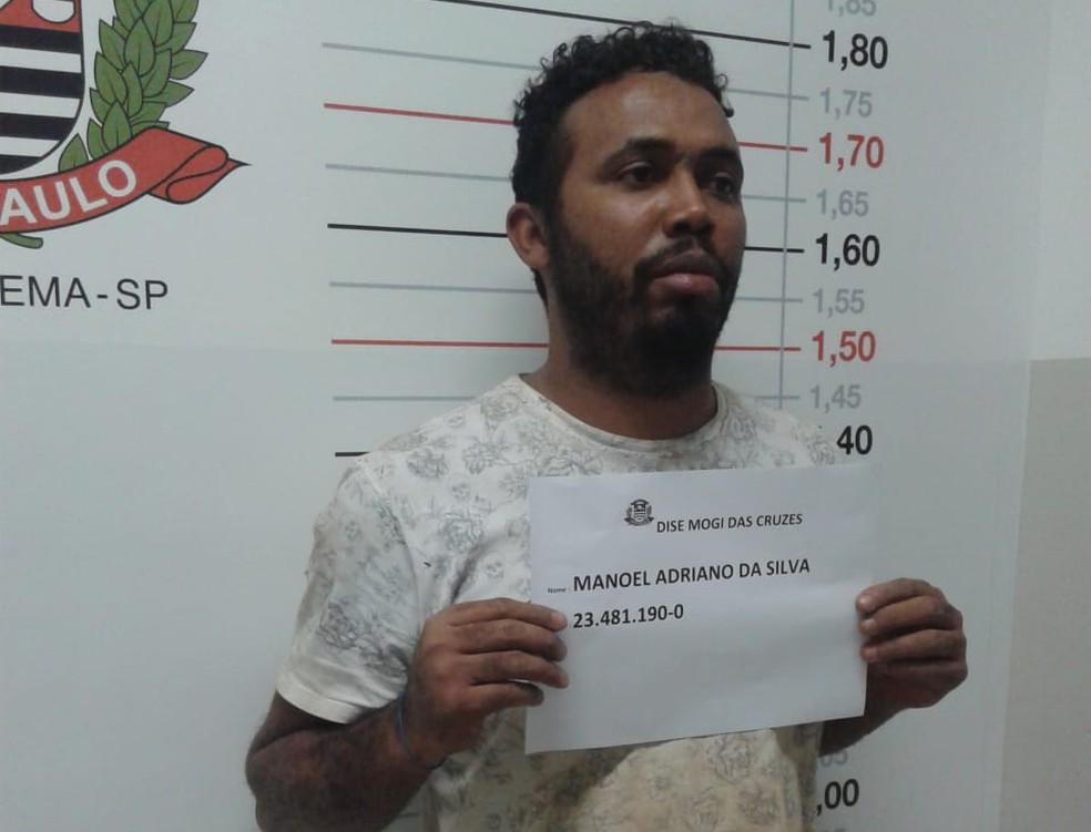 Homem preso em mata de Guararema na quinta-feira é suspeito de ter participado de ataques a bancos em Guararema — Foto: Fabrício/Polícia Civil
