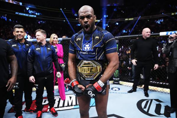 Jon Jones admite ter pesadelos com adversários antes de lutas combate