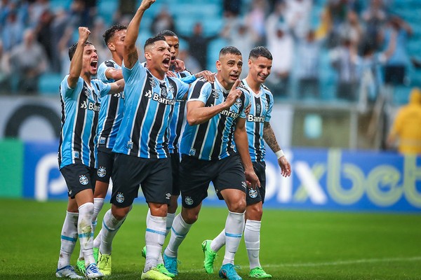 Liderado pelo experiente e artilheiro Diego Souza, o Grêmio busca mais três pontos diante do Brusque (SC) (Foto: Flickr /Grêmio Oficial)