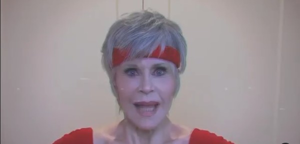 Jane Fonda dá aula de ginástica para famosos com de incentivar eleições | Pop Arte | G1