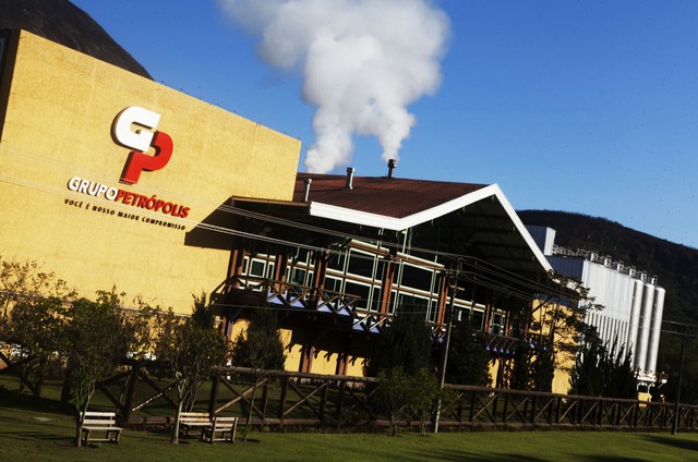 Grupo Petrópolis está sem comando há 100 dias - Jornal O Globo