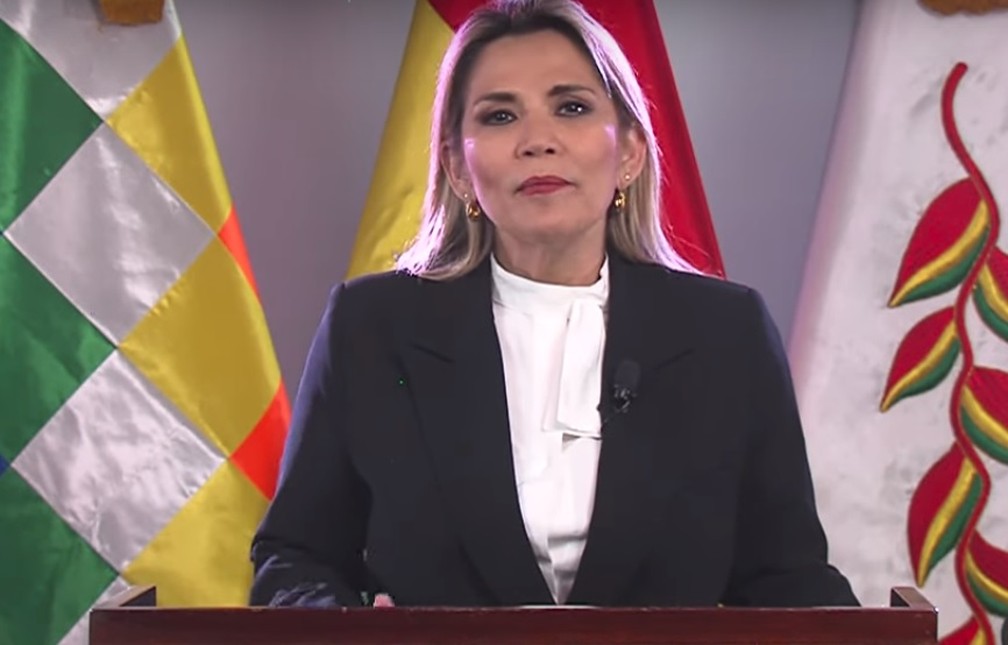 Jeanine Áñez, durante pronunciamento em março — Foto: Governo da Bolívia/Divulgação